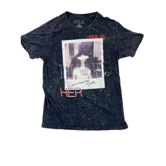 H.E.R. I Used To Know Her Tour T-Shirt Women's Black Wash Graphic Print Tee - Picture 1 of 6